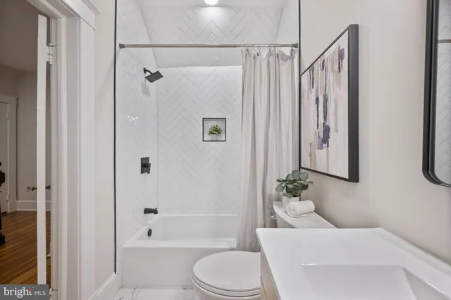 $475,000 | 1010 Leeds Avenue, Baltimore, MD 21229