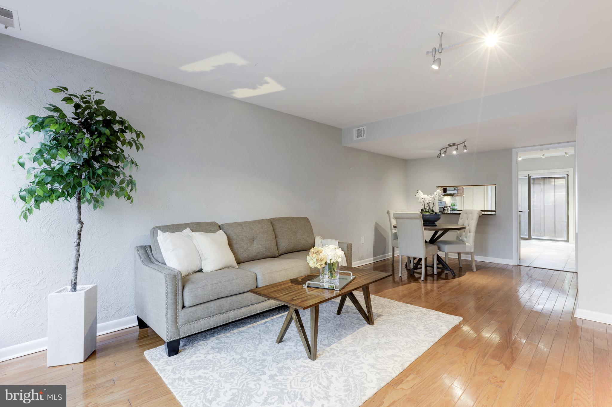 11902 Escalante Court Reston, VA 20191 - Photo 14 of 57 Gallery Image 14
