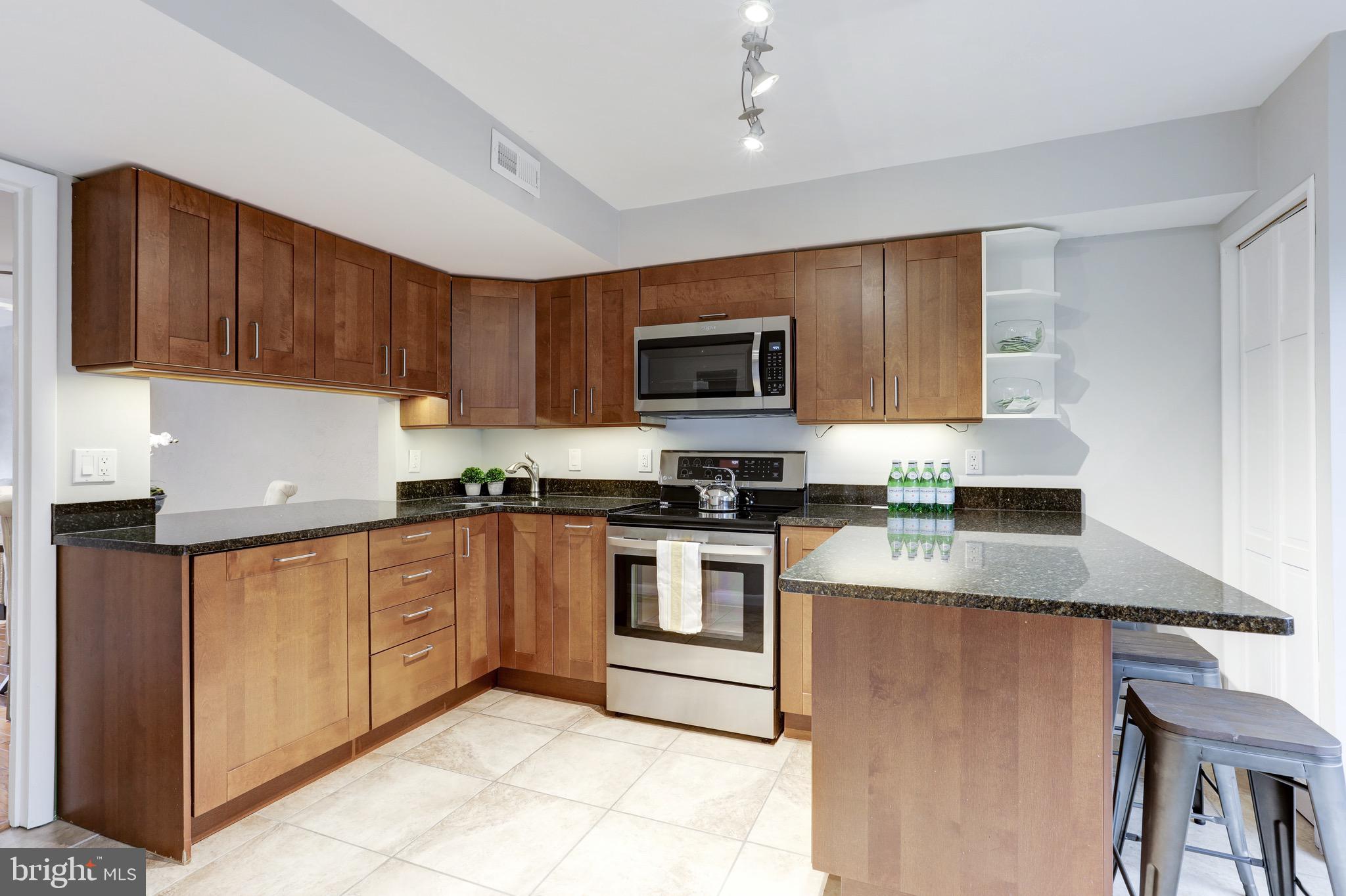 11902 Escalante Court Reston, VA 20191 - Photo 23 of 57 Gallery Image 23