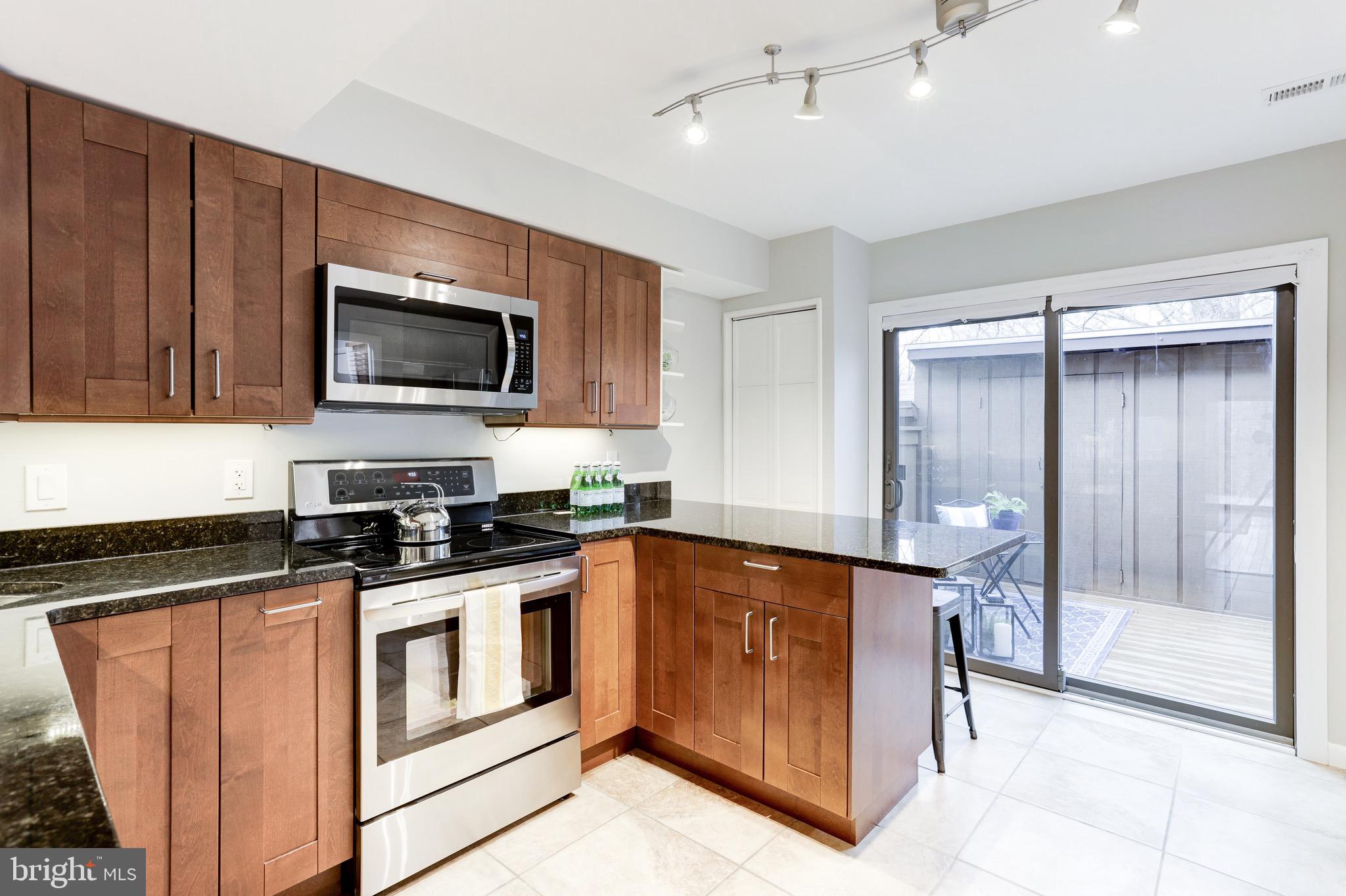 11902 Escalante Court Reston, VA 20191 - Photo 25 of 57 Gallery Image 25