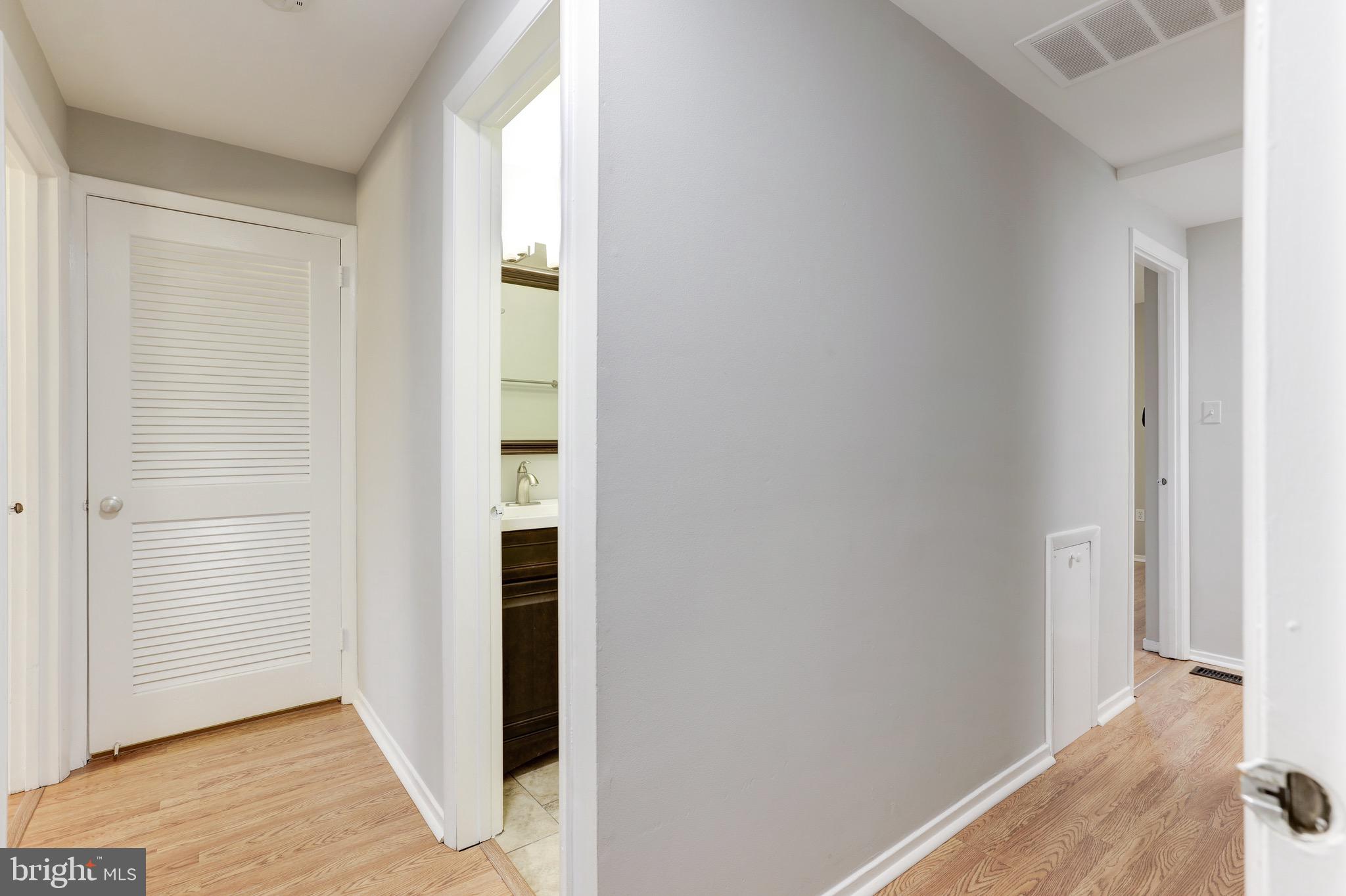 11902 Escalante Court Reston, VA 20191 - Photo 31 of 57 Gallery Image 31