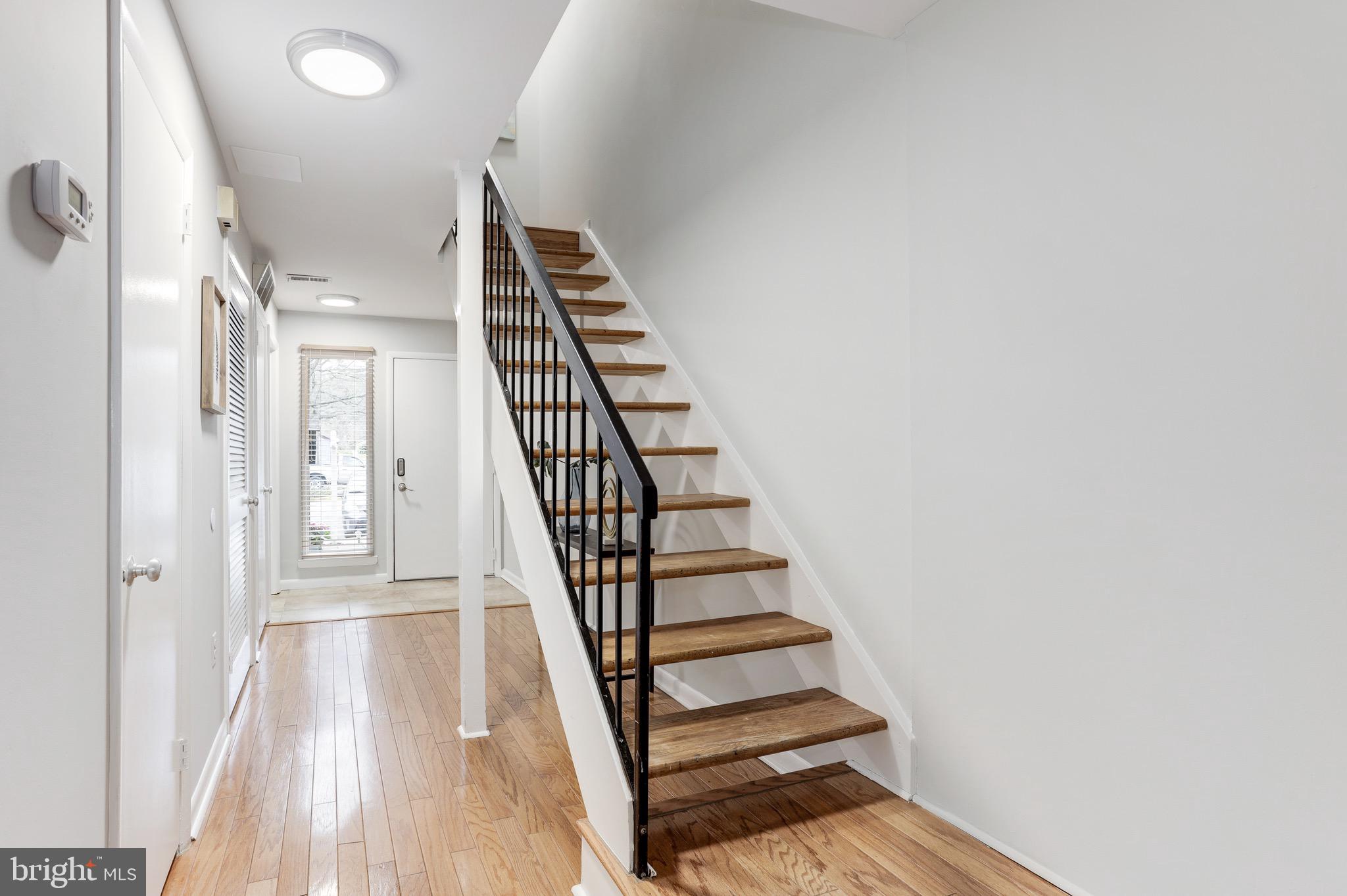 11902 Escalante Court Reston, VA 20191 - Photo 7 of 57 Gallery Image 7