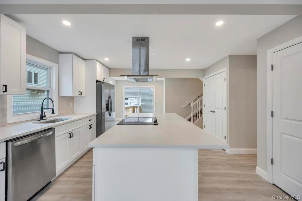 52 Halycon Road Lindenhurst, NY 11757 - Photo 11 of 25