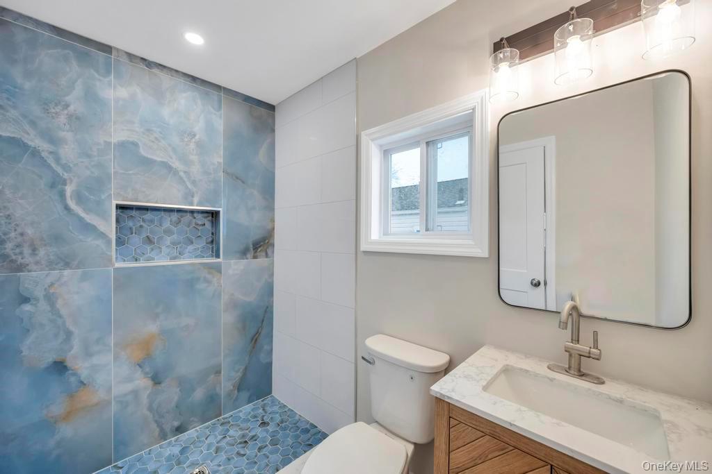 52 Halycon Road Lindenhurst, NY 11757 - Photo 18 of 25