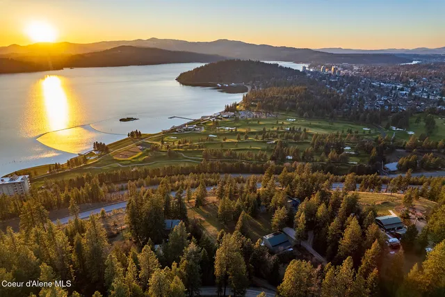 $1,800,000 | 4234 East Potlatch Hill Road, Coeur D'Alene, ID 83814