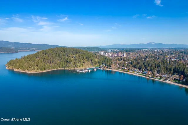$1,800,000 | 4234 East Potlatch Hill Road, Coeur D'Alene, ID 83814
