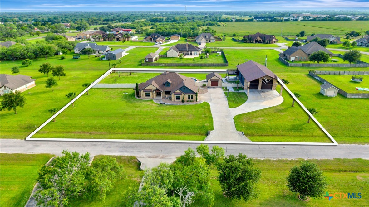 121 Spring Ridge Drive Victoria, TX 77904 - Photo 13 of 14