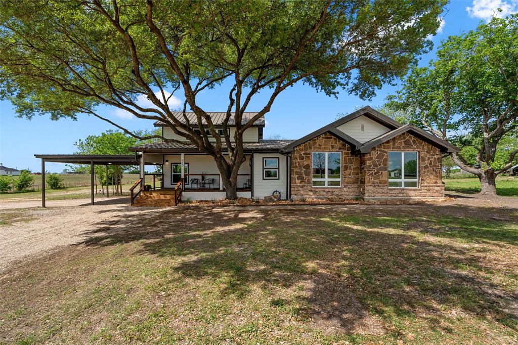 515 Iron Bridge Road Lorena, TX 76655 - Photo 2 of 39