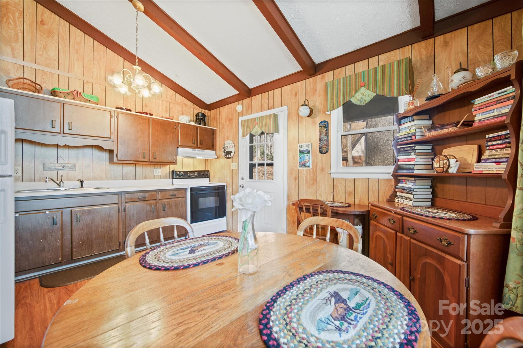 679 Locust Drive Maggie Valley, NC 28751 - Photo 18 of 37