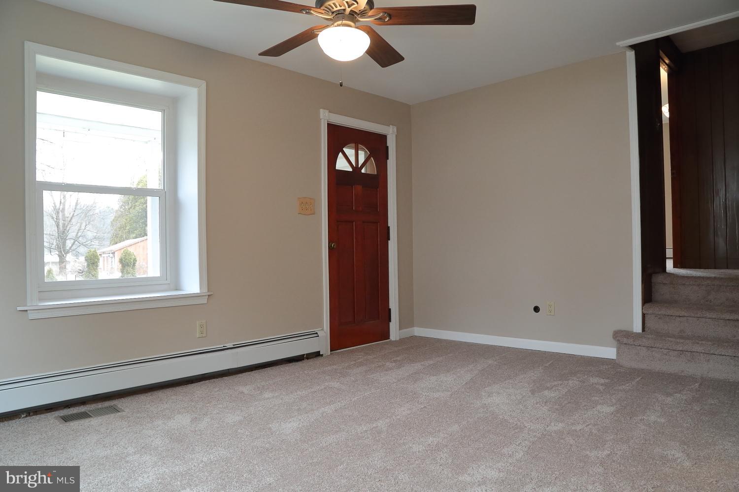 19 Harmon Road Reading, PA 19606 - Photo 2 of 22