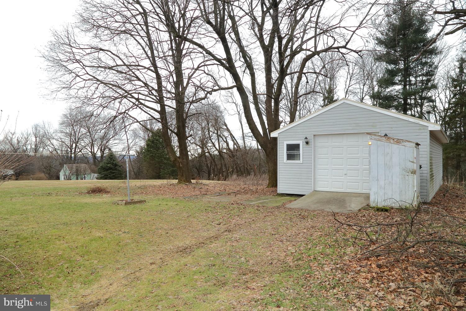 19 Harmon Road Reading, PA 19606 - Photo 18 of 22