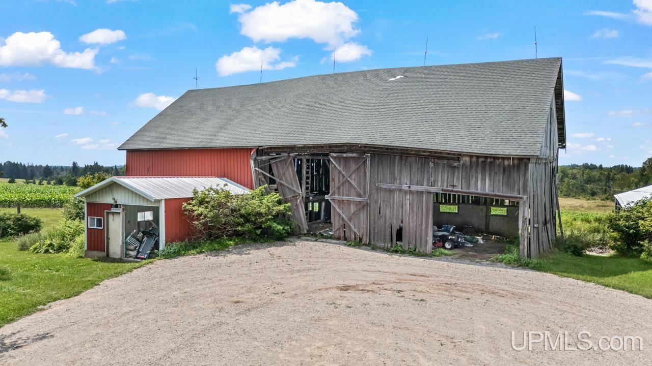 3143 D Road Bark River, MI 49807 - Photo 34 of 45