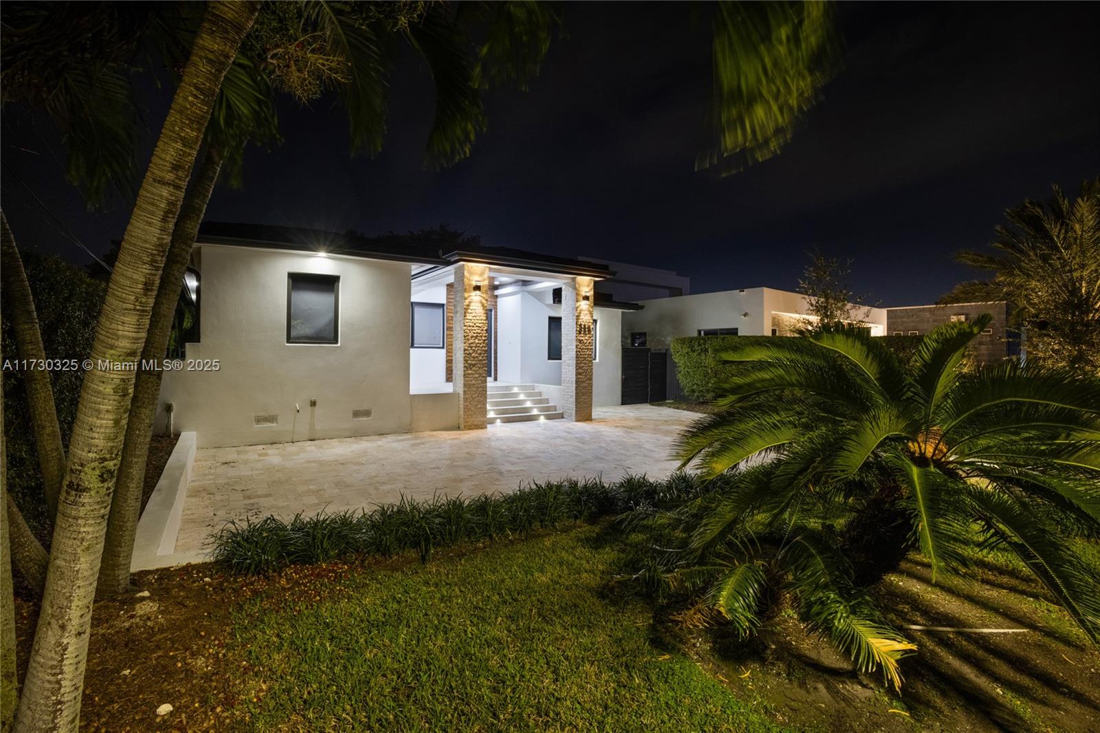 320 Southwest 19th Road Miami, FL 33129 - Photo 54 of 72