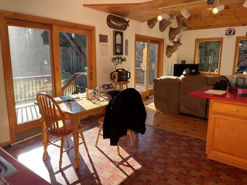 925 Oak Point Road Trenton, ME 04605 - Photo 23 of 39 09