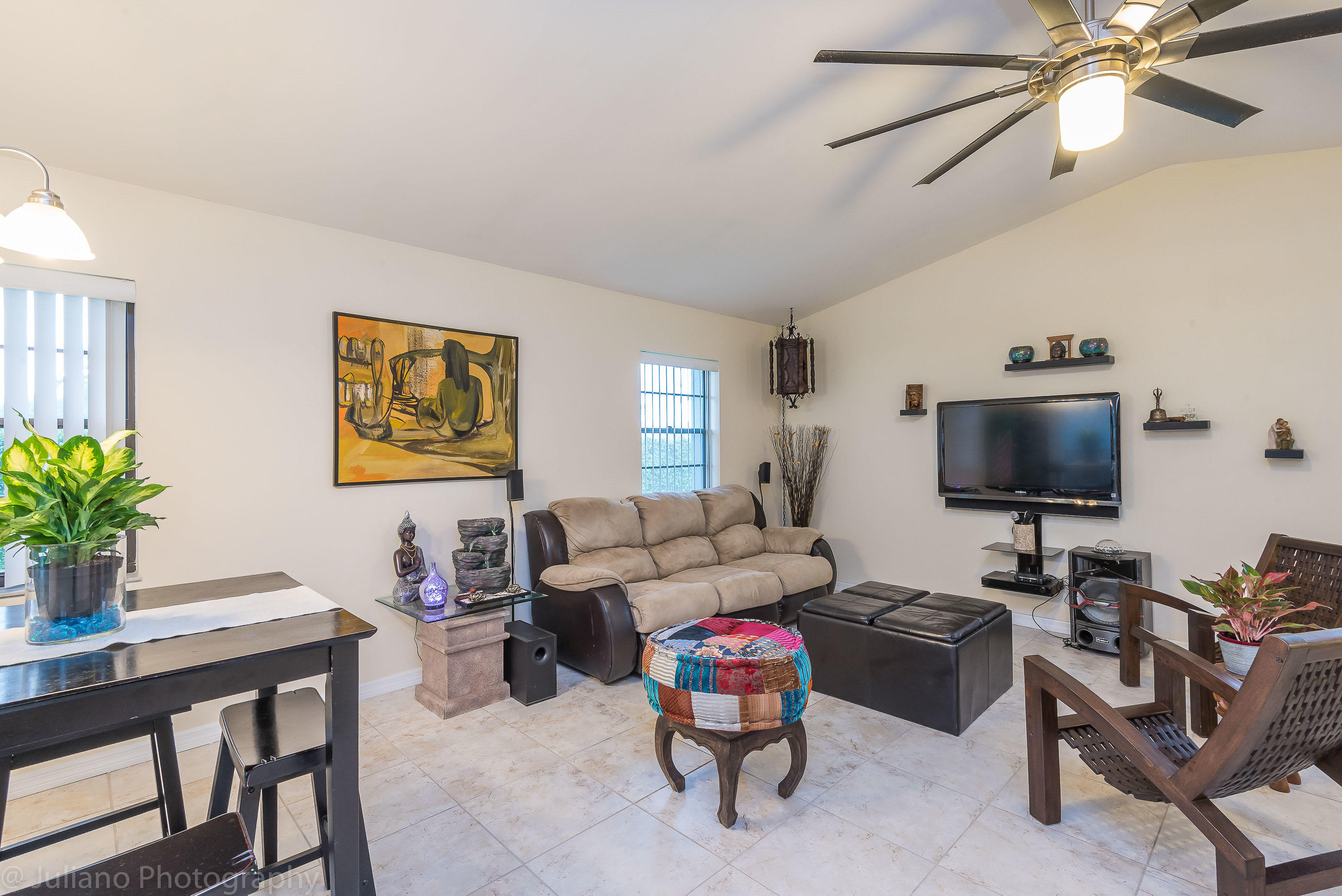 9085 Southwest 20th Street, Unit F Boca Raton, FL 33428 - Photo 4 of 32 TV area