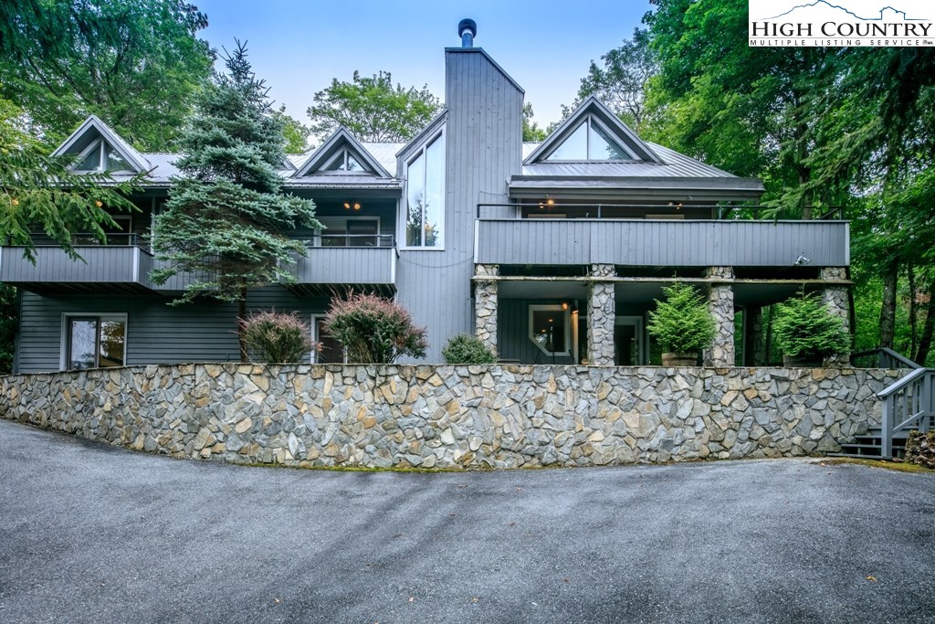 132 Tamarack Road Beech Mountain, NC 28604 - Photo 1 of 31 Gallery Image 1