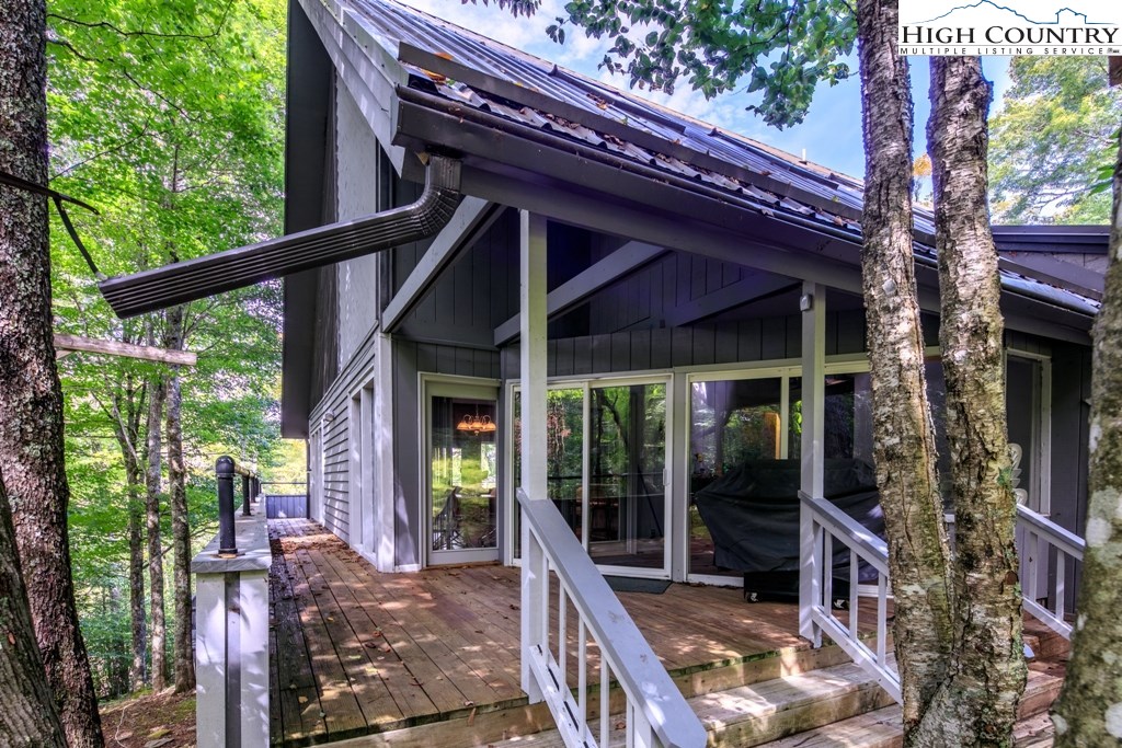 132 Tamarack Road Beech Mountain, NC 28604 - Photo 12 of 31 Gallery Image 12