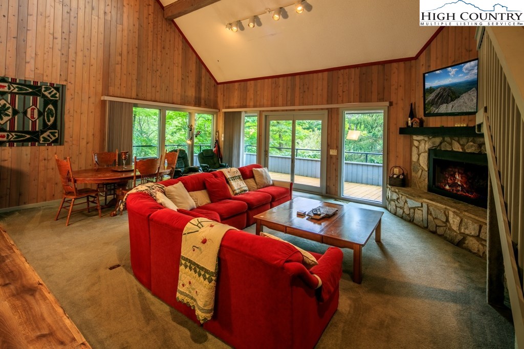 132 Tamarack Road Beech Mountain, NC 28604 - Photo 5 of 31 Gallery Image 5