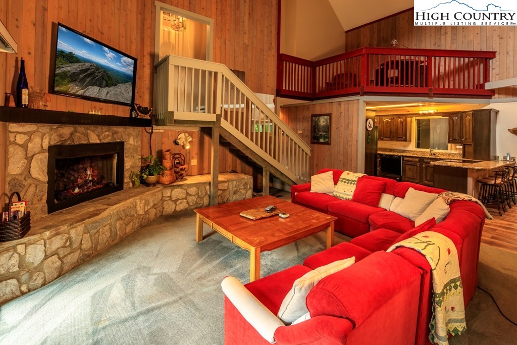 132 Tamarack Road Beech Mountain, NC 28604 - Photo 7 of 31 Gallery Image 7