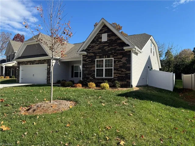 $469,990 | 3043 Loch Drive, Winston-Salem, NC 27106