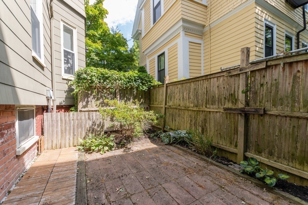 28 Holyoke Road, Unit 3 Somerville, MA 02144 - Photo 32 of 39 Gallery Image 32