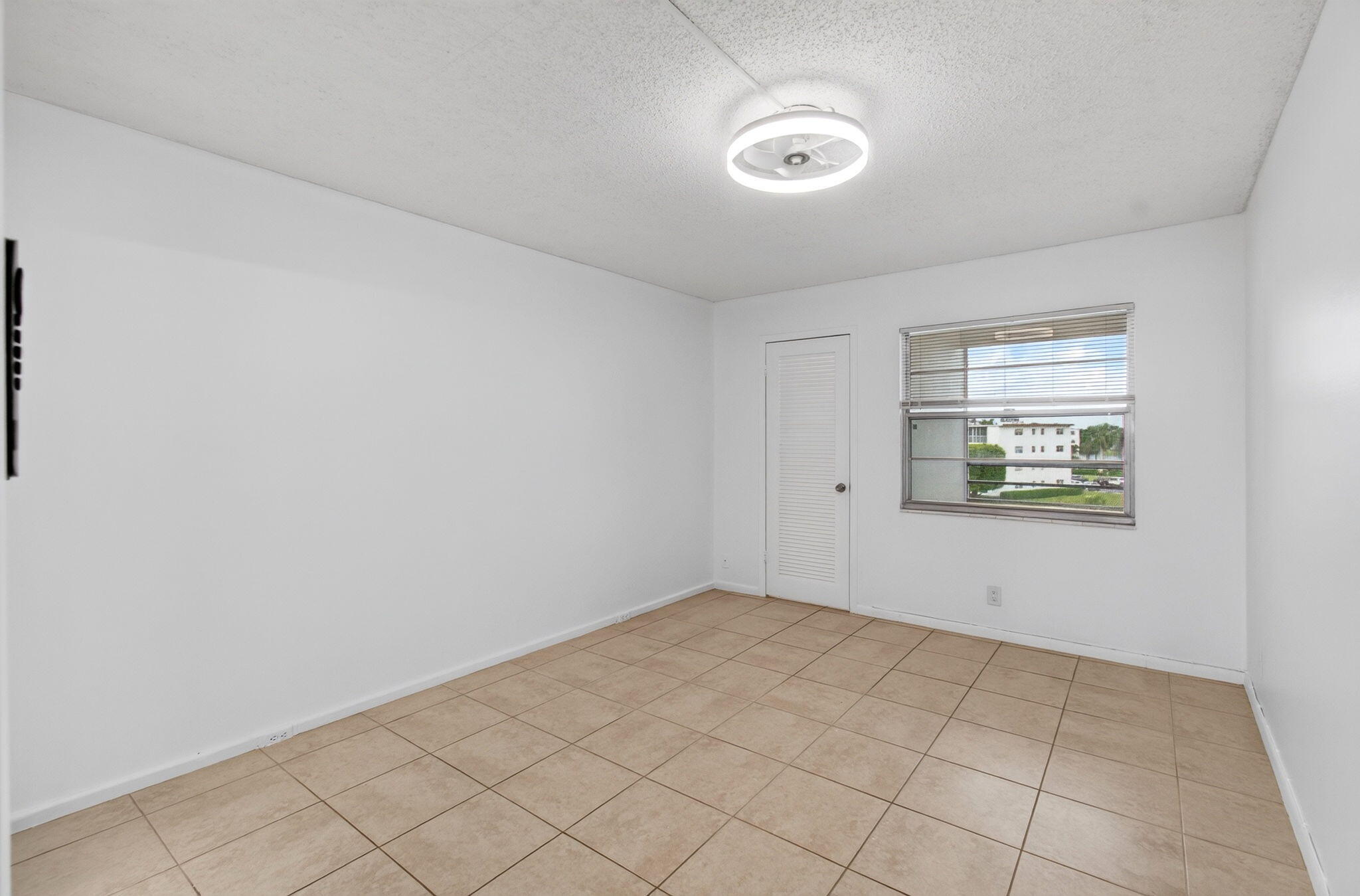 4028 Hythe B Boca Raton, FL 33434 - Photo 25 of 108 32-web-or-mls-DSC_8811
