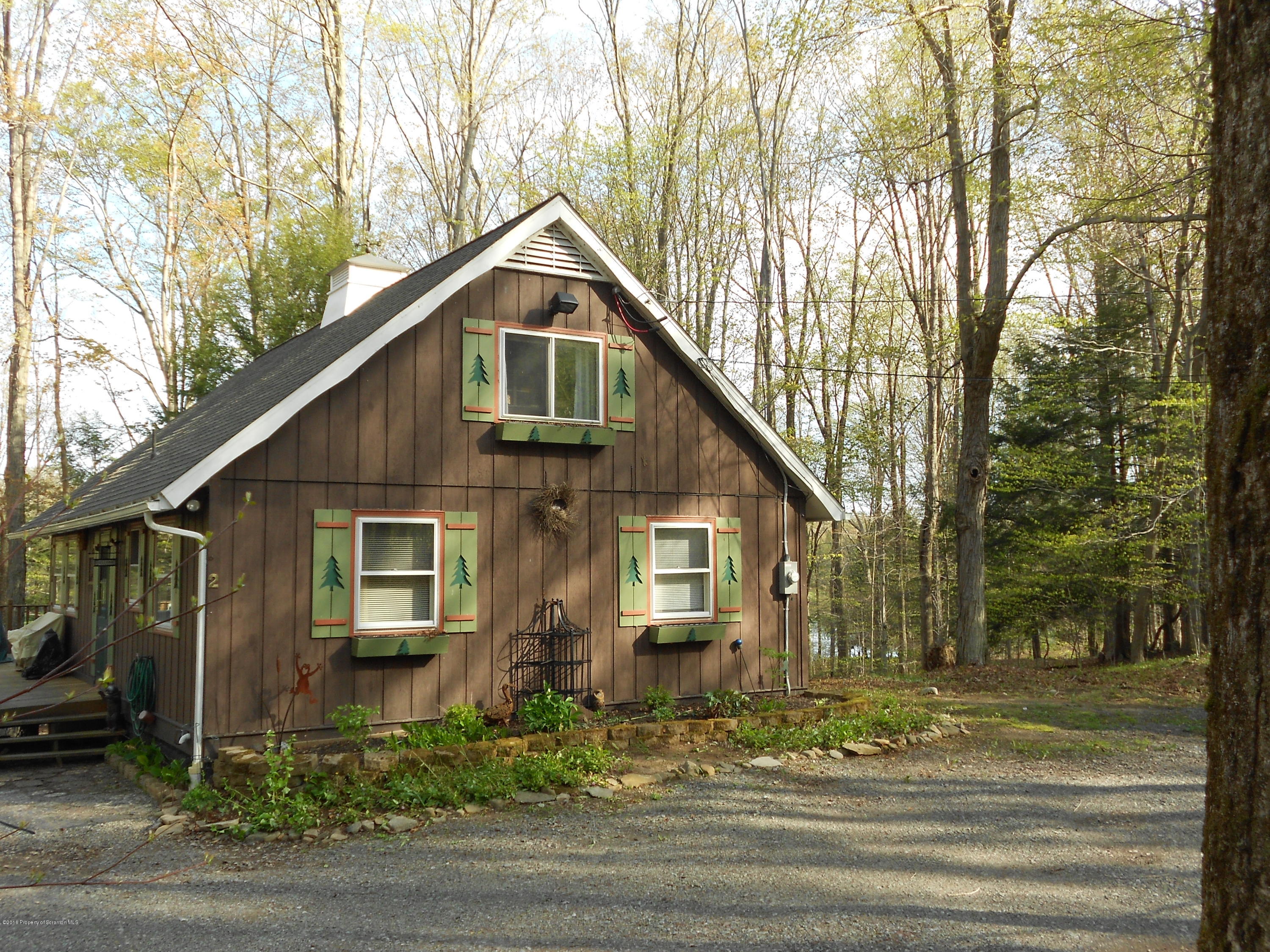 2 East Lake Road Moscow, PA 18444 - Photo 1 of 40 Gallery Image 1