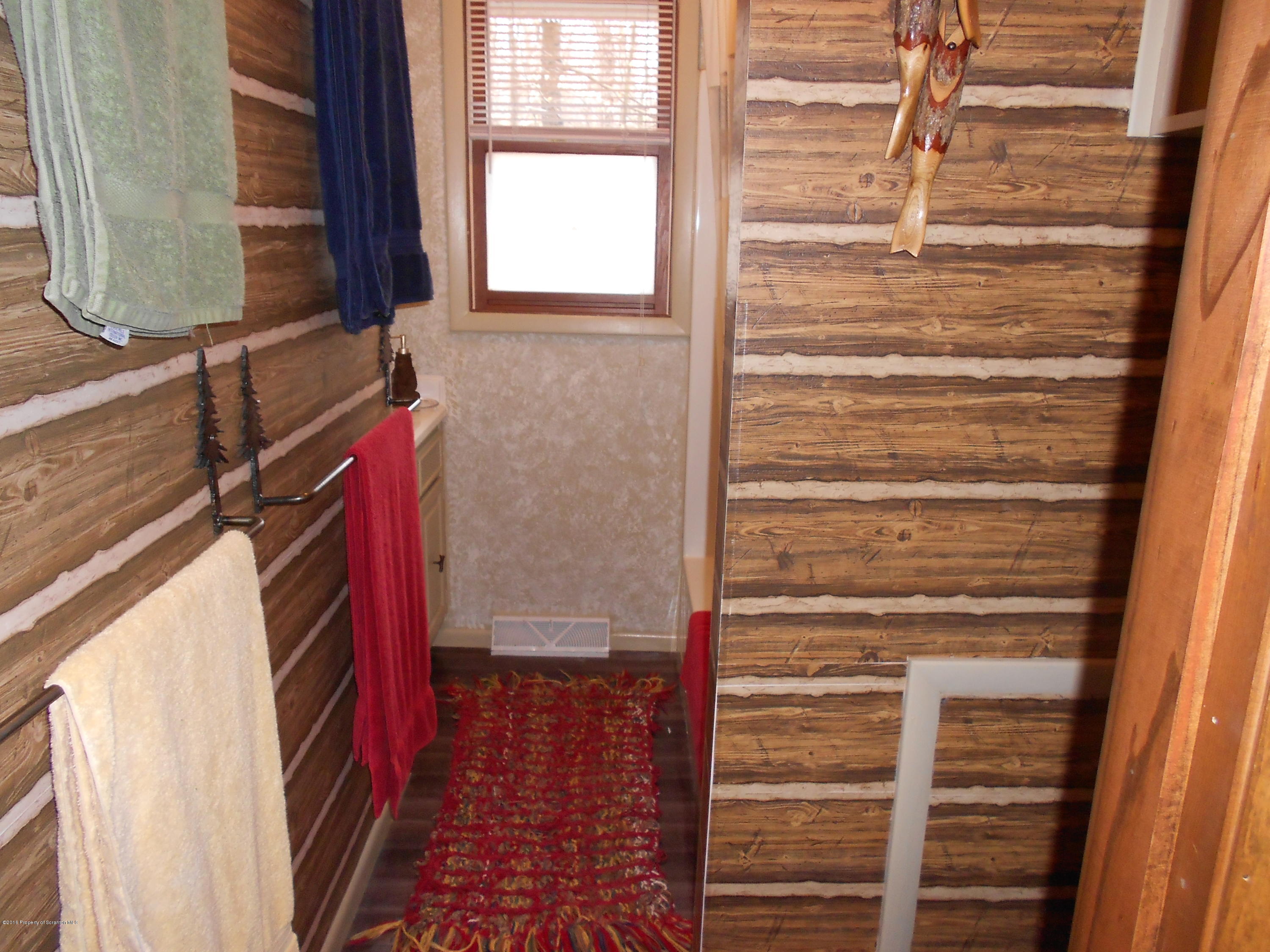 2 East Lake Road Moscow, PA 18444 - Photo 15 of 40 Gallery Image 15