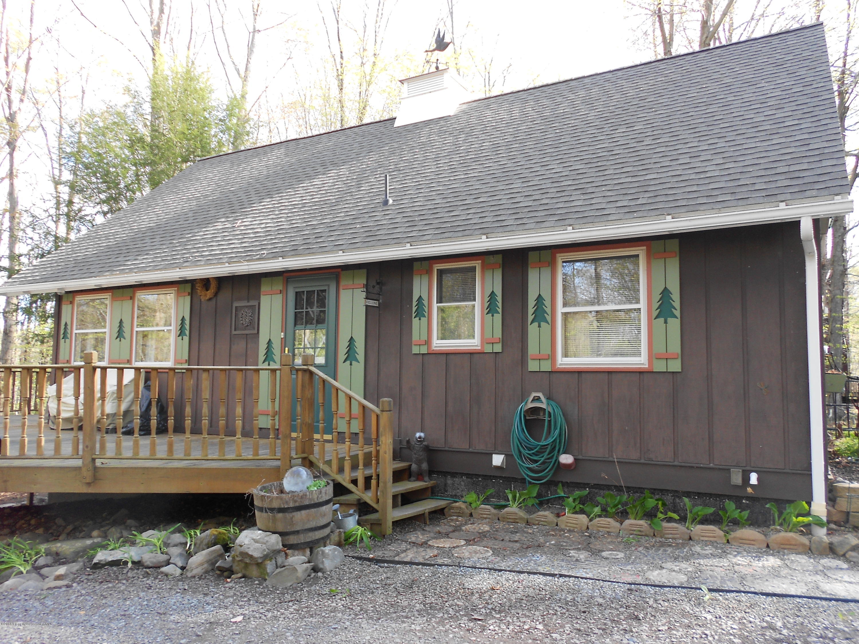 2 East Lake Road Moscow, PA 18444 - Photo 4 of 40 Gallery Image 4