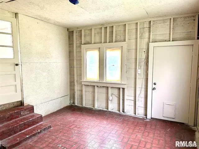 $112,000 | 518 East Noleman Street, Centralia, IL 62801