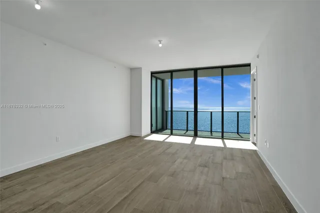 $21,900 | 900 North Ocean Boulevard, Unit 1904, Pompano Beach, FL 33062