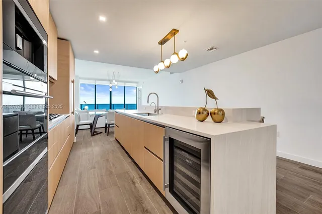 $21,900 | 900 North Ocean Boulevard, Unit 1904, Pompano Beach, FL 33062