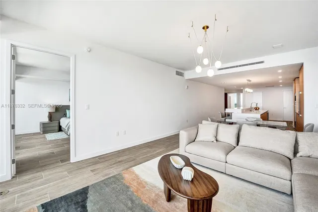 $21,900 | 900 North Ocean Boulevard, Unit 1904, Pompano Beach, FL 33062