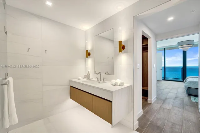 $21,900 | 900 North Ocean Boulevard, Unit 1904, Pompano Beach, FL 33062