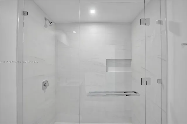 $21,900 | 900 North Ocean Boulevard, Unit 1904, Pompano Beach, FL 33062