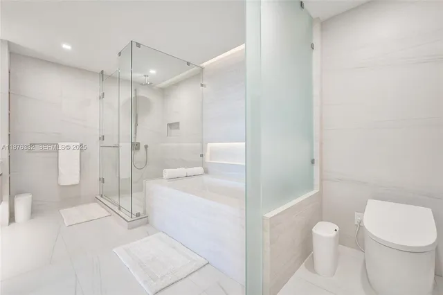 $21,900 | 900 North Ocean Boulevard, Unit 1904, Pompano Beach, FL 33062