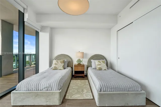 $21,900 | 900 North Ocean Boulevard, Unit 1904, Pompano Beach, FL 33062