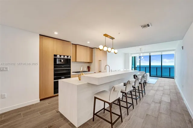 $21,900 | 900 North Ocean Boulevard, Unit 1904, Pompano Beach, FL 33062