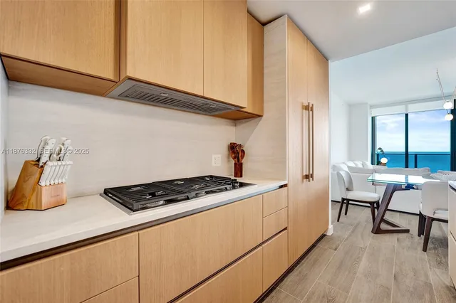 $21,900 | 900 North Ocean Boulevard, Unit 1904, Pompano Beach, FL 33062