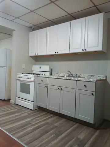 $1,500 | 278 Griffin Street, Unit 1, Fall River, MA 02724