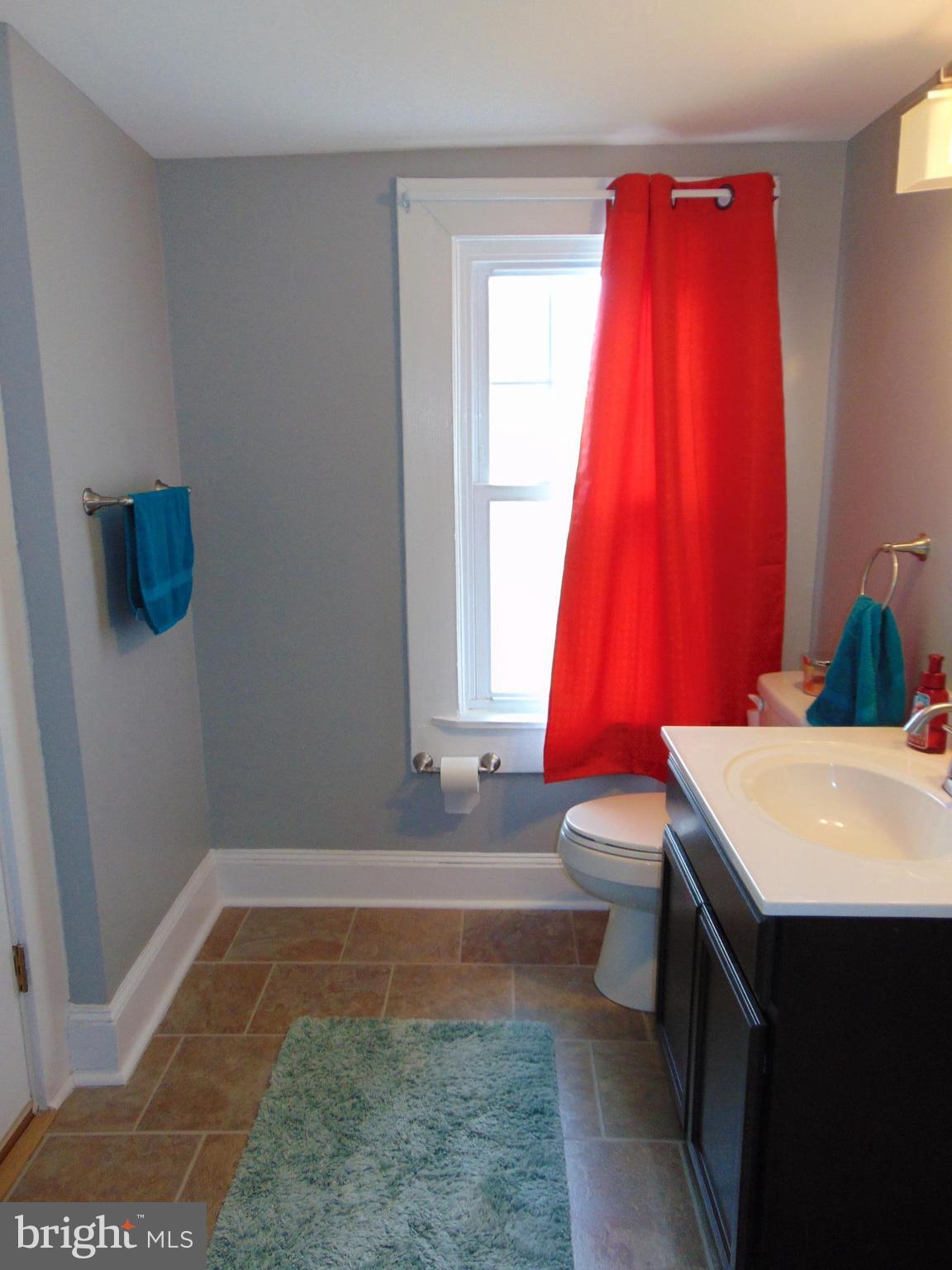 906 Old Manchester Road Westminster, MD 21157 - Photo 9 of 25 Bath
