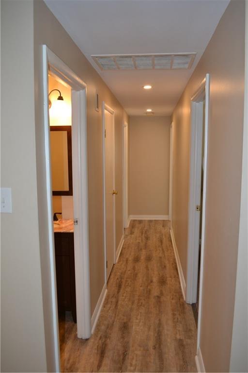 7415 Harcourt Road Indianapolis, IN 46260 - Photo 7 of 15 Gallery Image 7