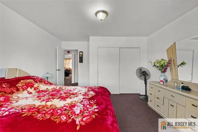 $565,000 | 2605 Merrywood Drive, Edison, NJ 08817