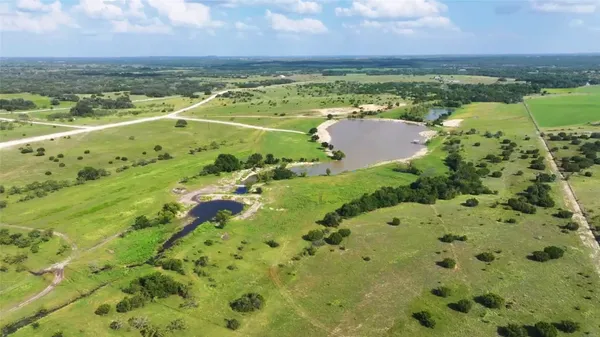 $762,560 | 210 Bertram Tx 78605, Bertram, TX 78605