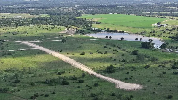 $762,560 | 210 Bertram Tx 78605, Bertram, TX 78605