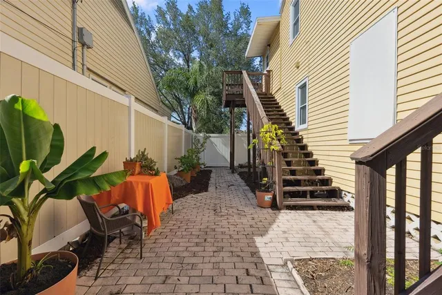 a view of a storage & utility room