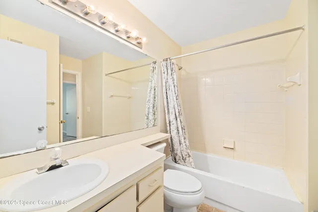 $2,000 | 225 South Tropical Trail, Unit 808, Merritt Island, FL 32952