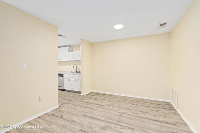 $2,000 | 225 South Tropical Trail, Unit 808, Merritt Island, FL 32952