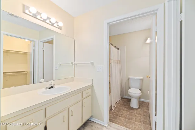 $2,000 | 225 South Tropical Trail, Unit 808, Merritt Island, FL 32952