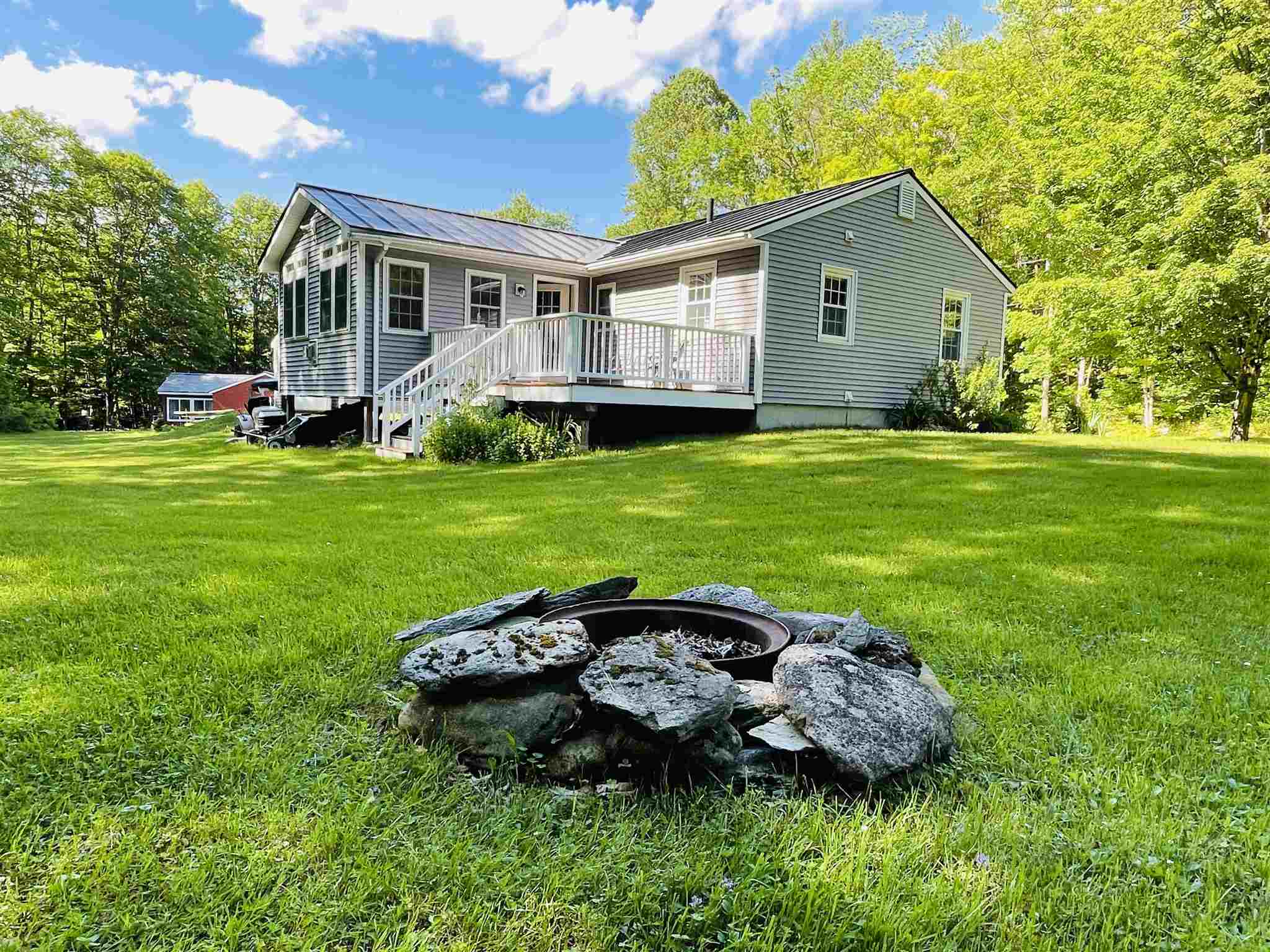 82 Camp Road Plainfield, NH 03781 - Photo 25 of 27